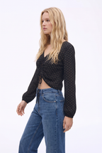 Polera de Lunares con Recogido en el Pecho