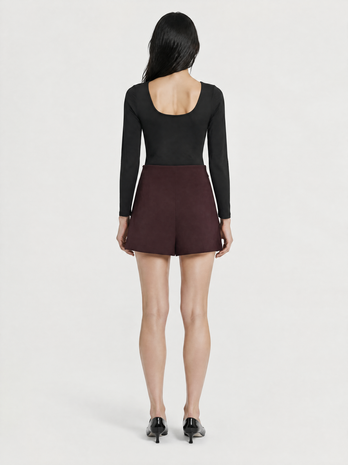Falda Short Cruzada con Cadena