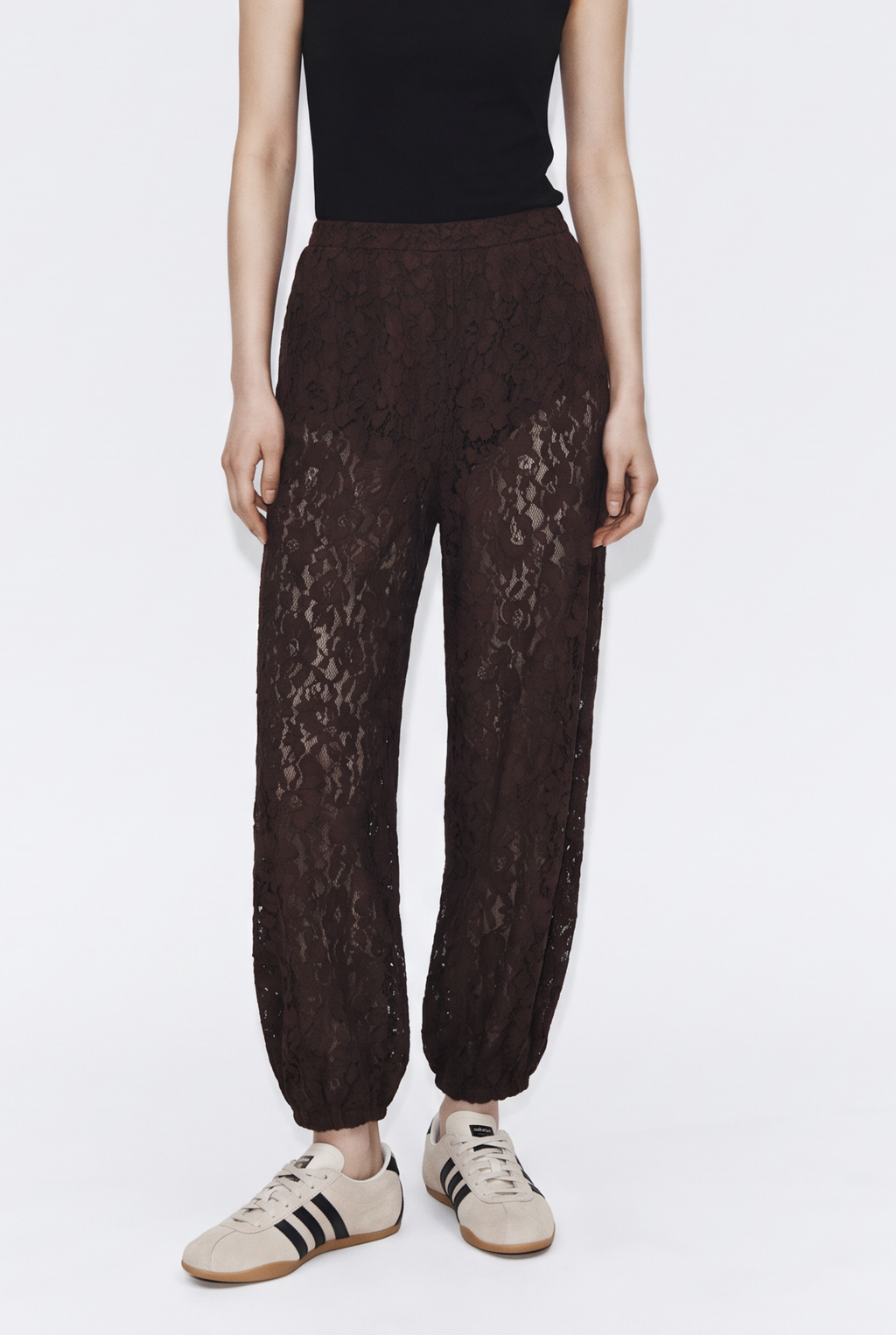 Pantalón Bombacho de Encaje