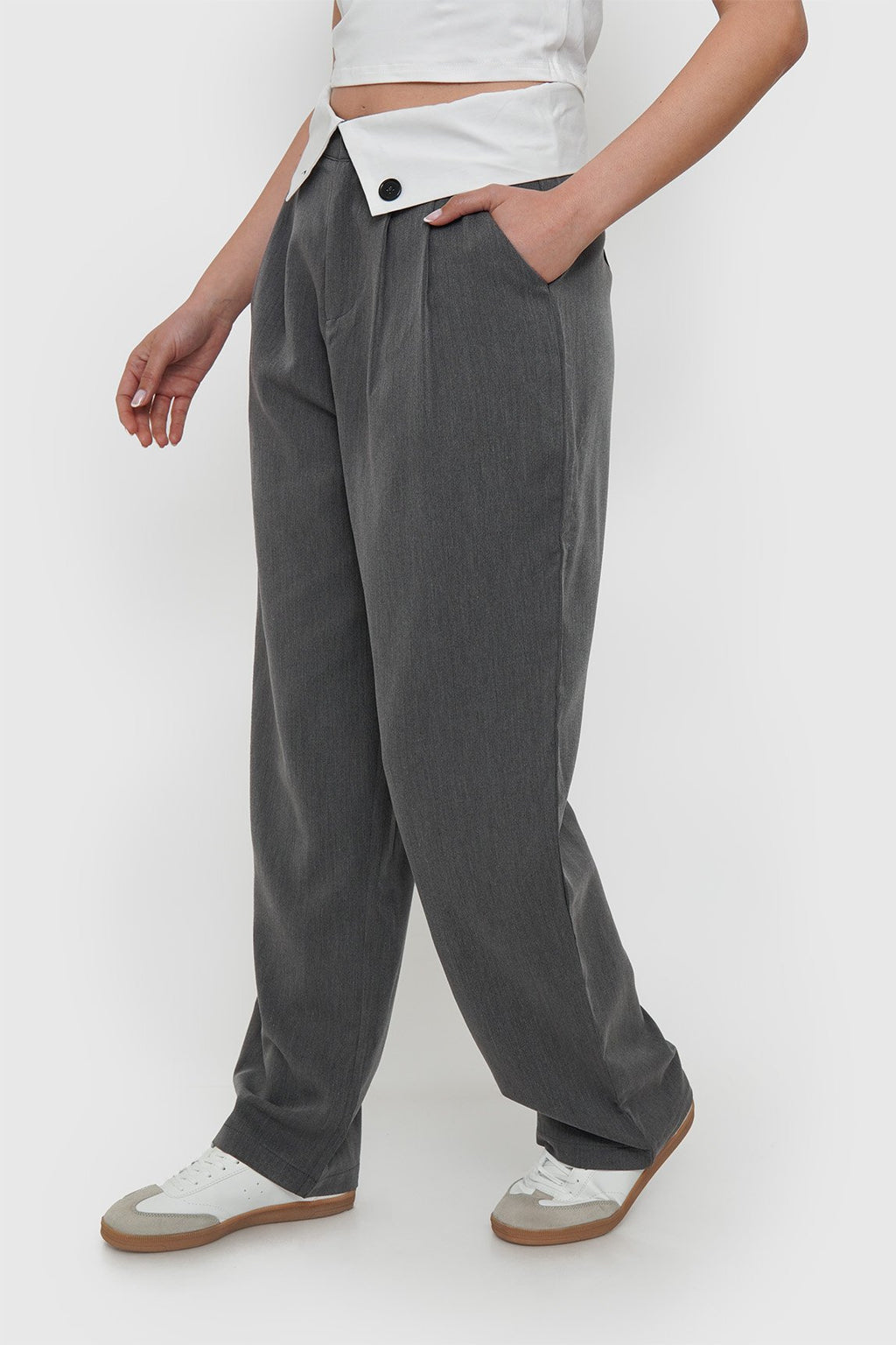 Pantalón Sastrero Pretina Doble con Botón