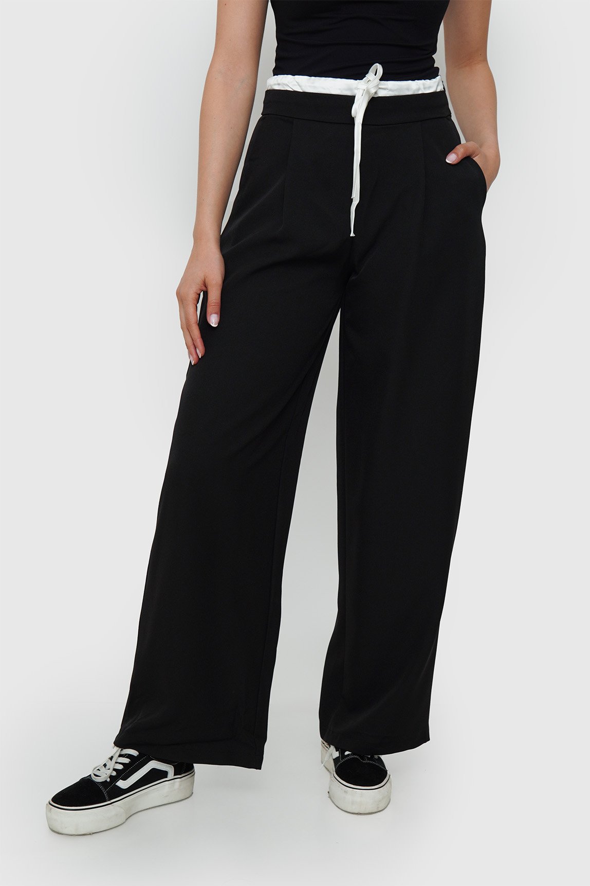 Pantalón Pretina Satín + Cierre