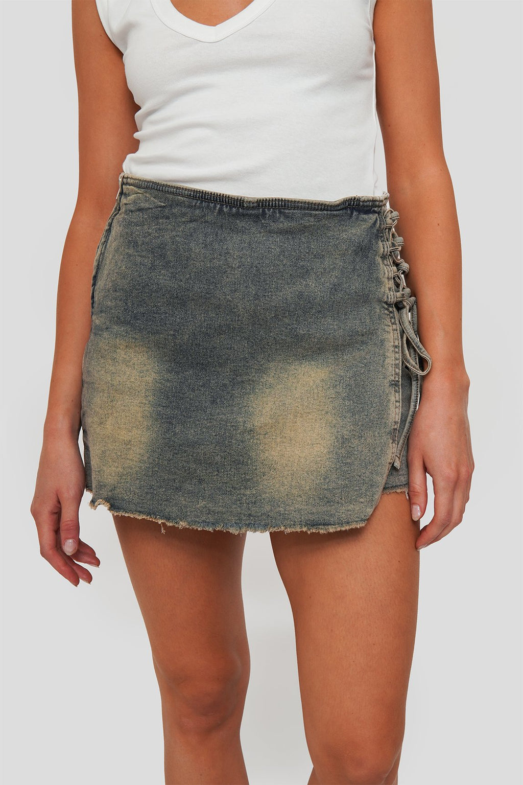 Falda Short Deslavada Elasticada