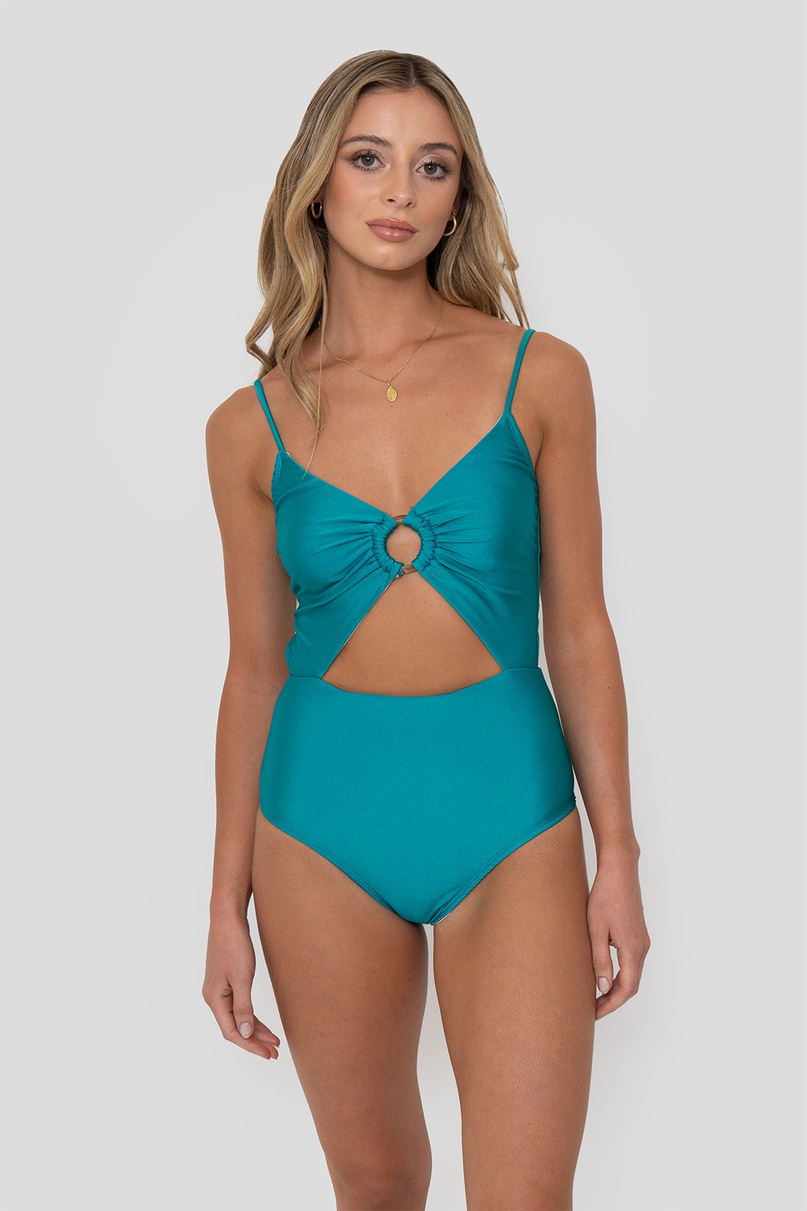 Traje de Baño Cut Out con Argolla