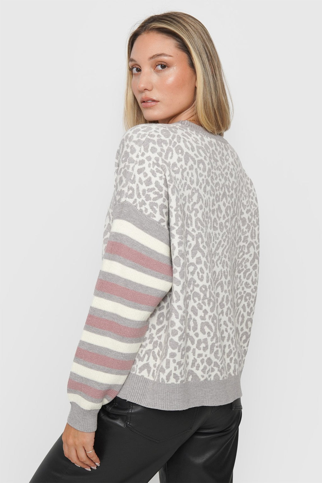 Chaleco Print Bordado “AMORE”