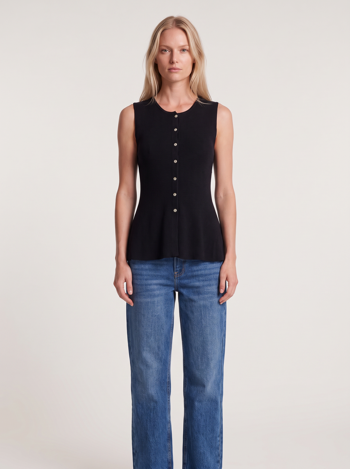 Chaleco Canutón Peplum Botones Nácar