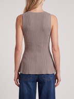 Chaleco Canutón Peplum Botones Nácar