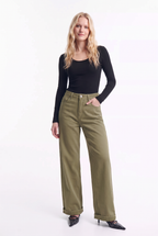 Jeans Wide Leg de Tiro Alto en Colores elasticado