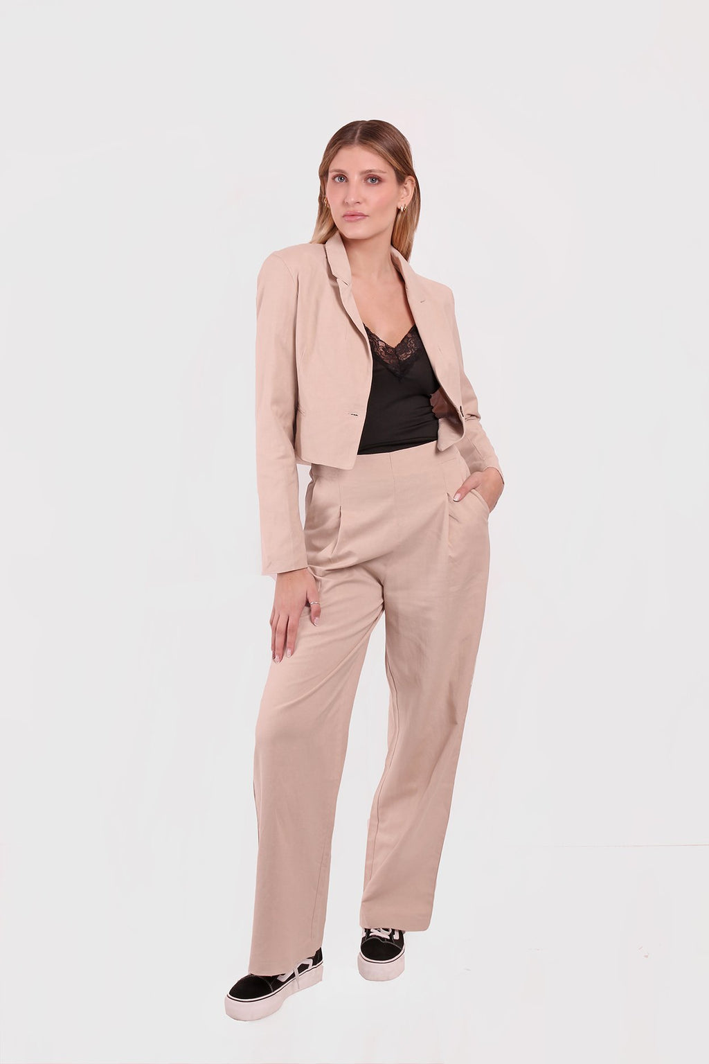 Blazer Crop con Acabado de Lino