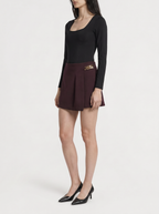 Falda Short Cruzada con Cadena