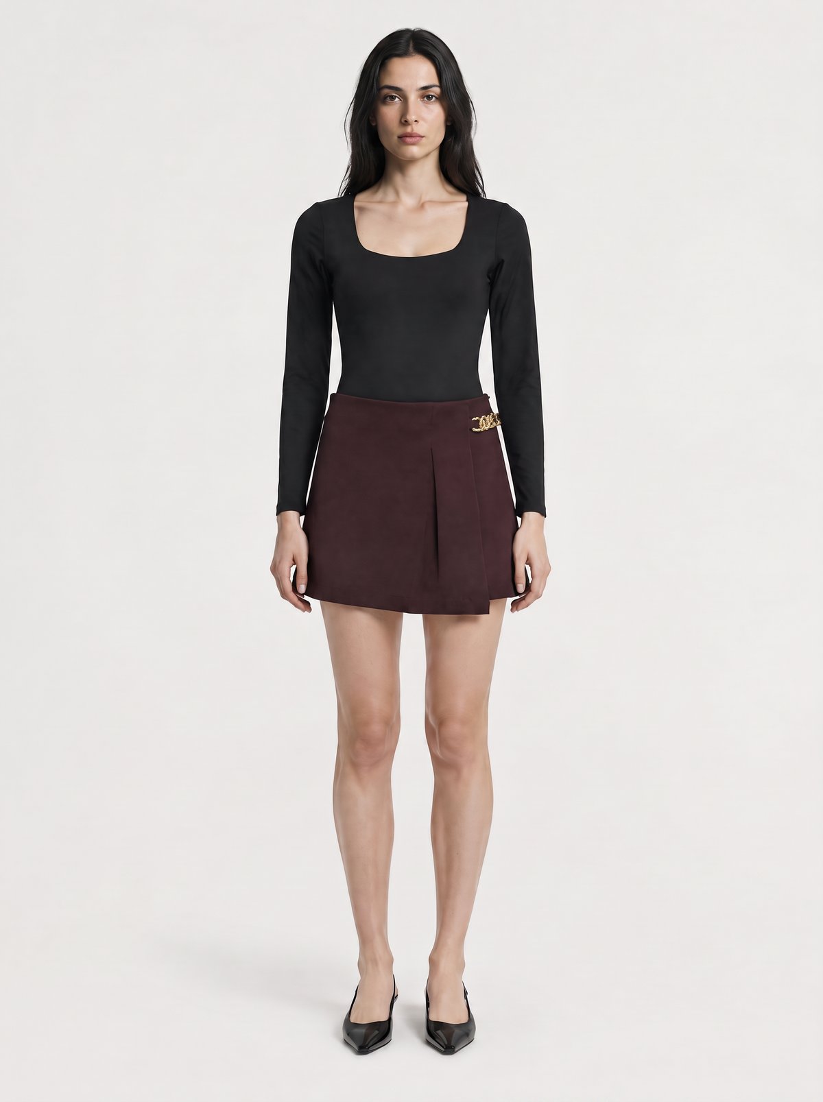Falda Short Cruzada con Cadena