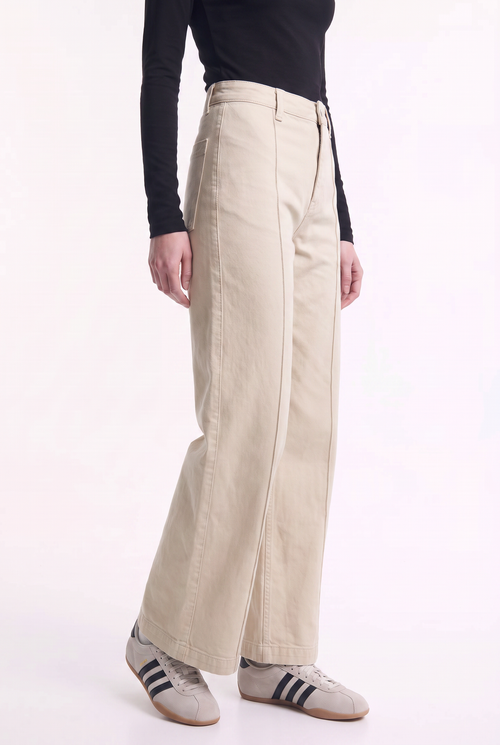 Pantalón Tiro Alto con Costura Frontal