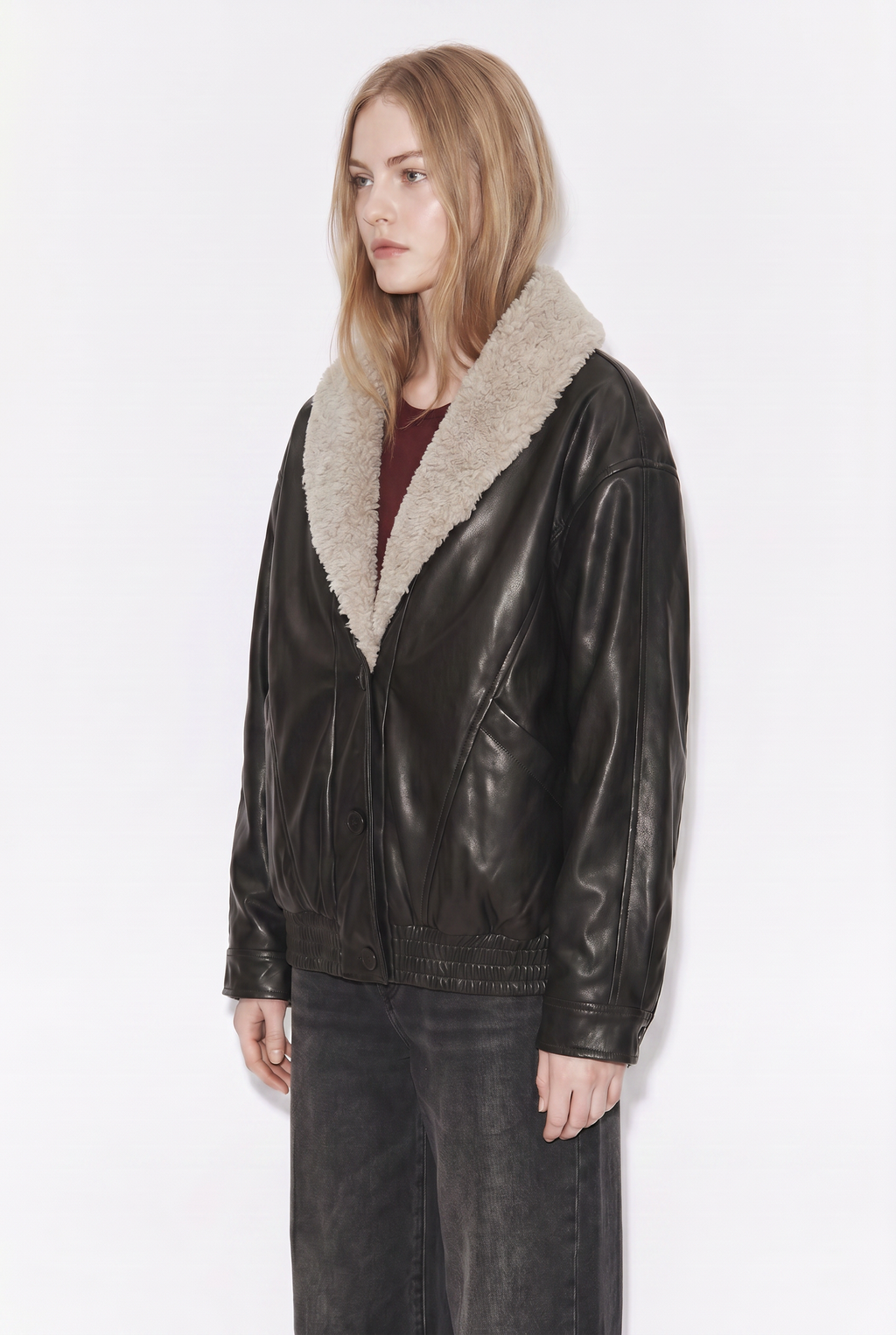 Chaqueta Ecocuero con Cuello Chiporro + Forro