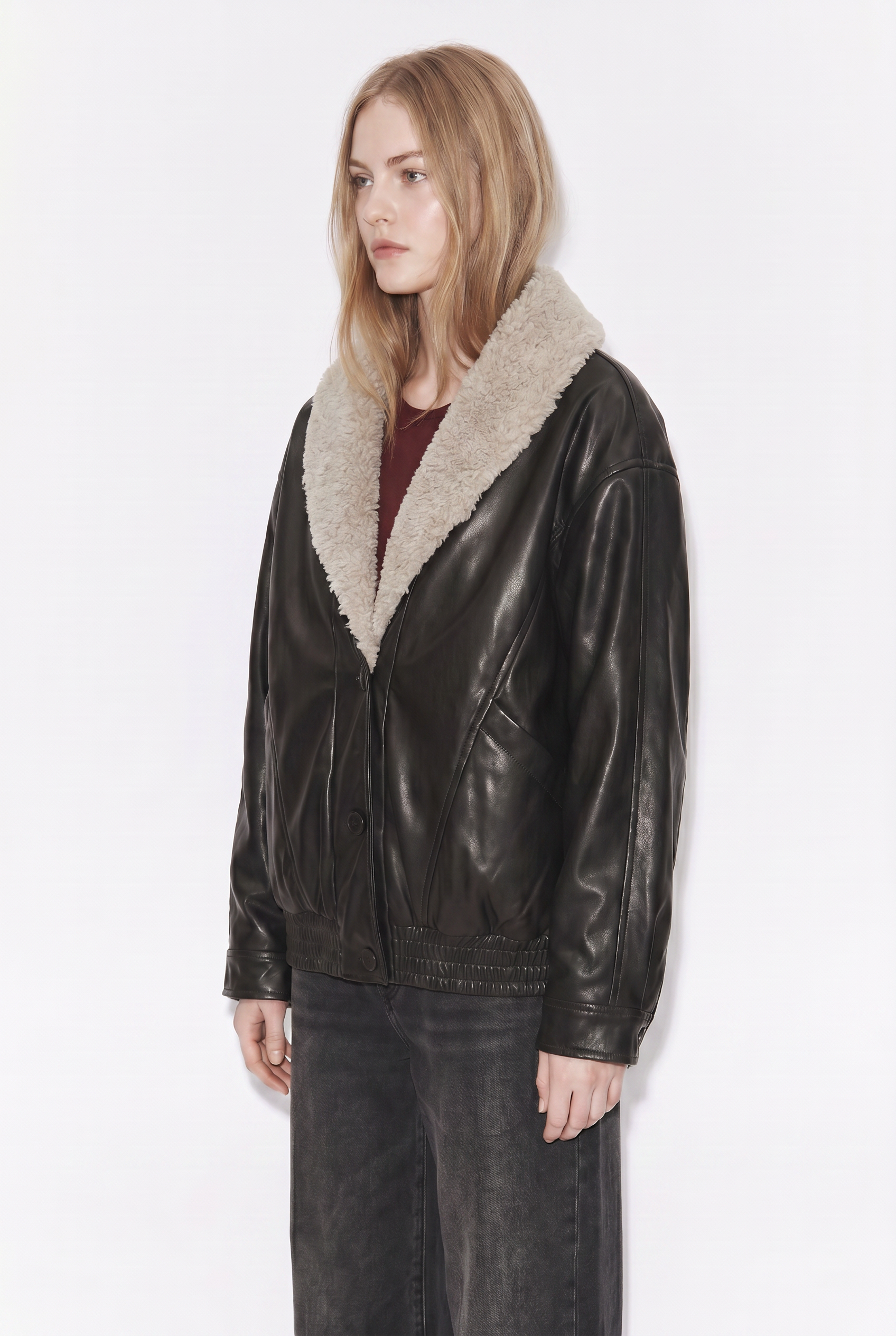Chaqueta Ecocuero con Cuello Chiporro + Forro