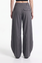 Pantalón Ancho con Doble Pretina Asimétrica