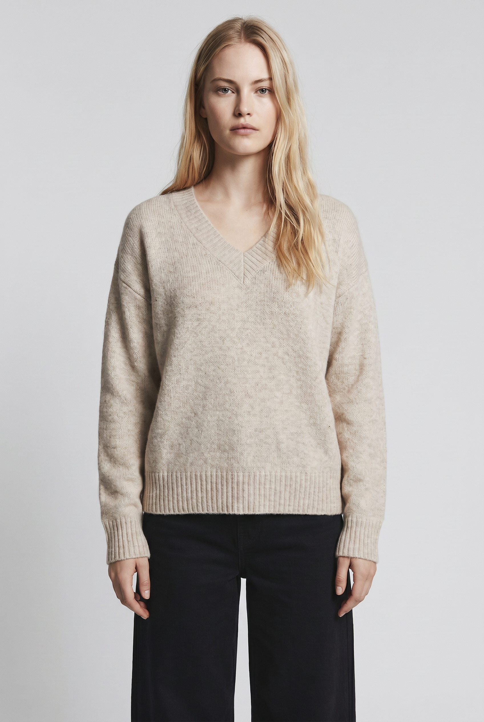 Sweater Cuello V Clásico