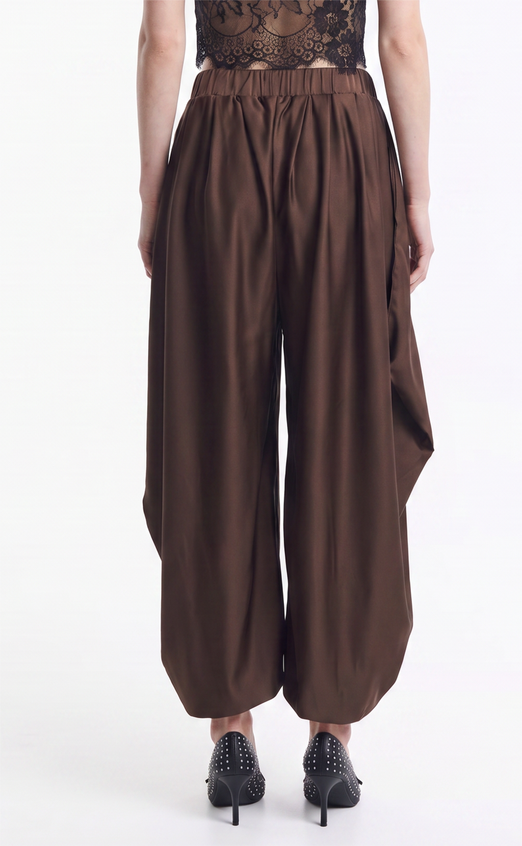 Pantalón Satín Corte Punta con Bolsillos