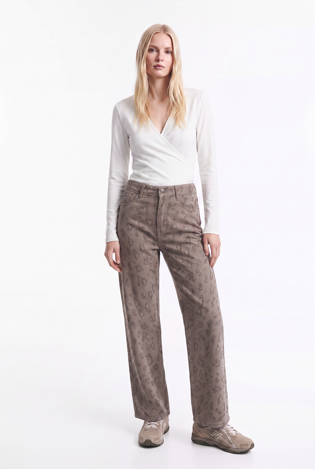 Jeans Elasticados de Tiro Alto con Strass Animal Print