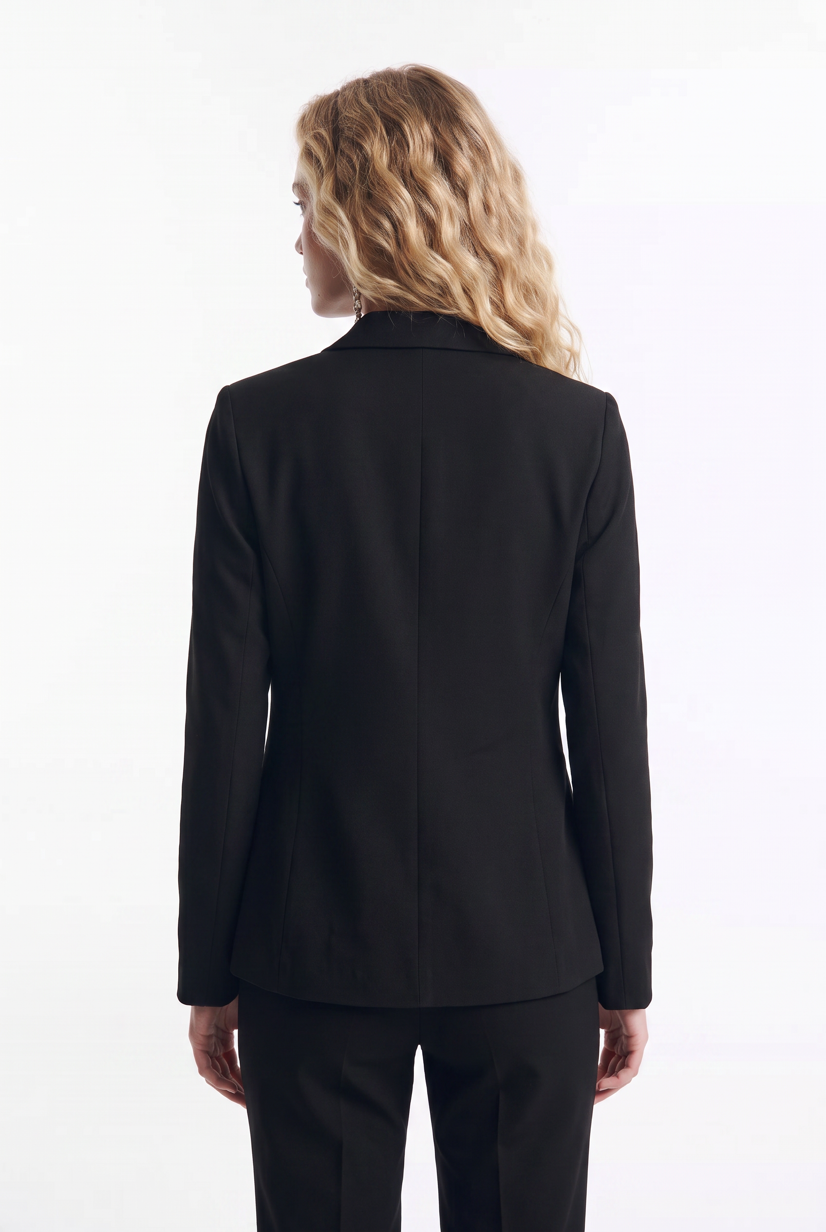 Blazer de Mujer Elegante con Botón Joya