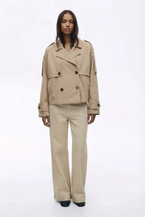 freepik_cargar-imagen-a-maniqui-c_2747061449