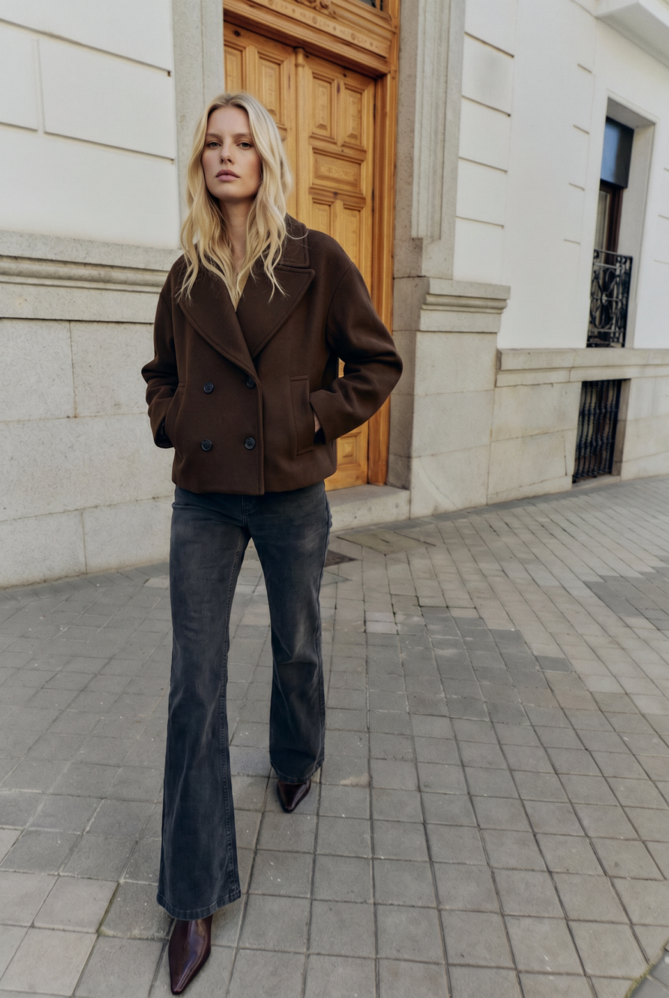 Abrigo Corto de Paño Forrado