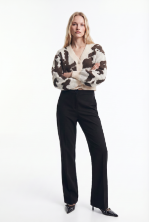 freepik_imagen-base-modelo-imagen_2814594585