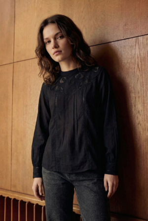 freepik_prompt-para-spaces-inpain_2746888366