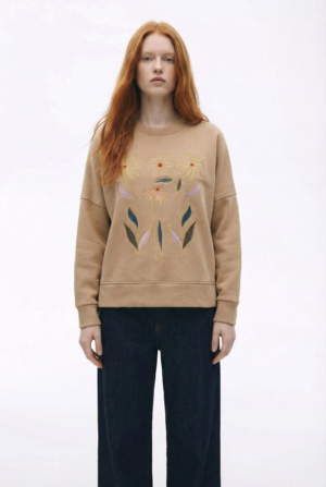 freepik_usa-img2-modelo-como-imag_2752746321