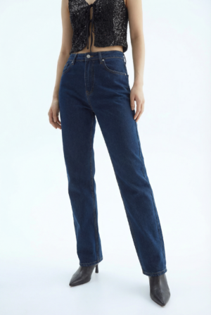 freepik_usa-la-imagen-del-maniqui_2743493656